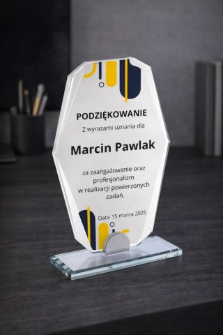 Statuetka szklana SOLIDIS 10 mm z personalizacją – elegancka nagroda firmowa